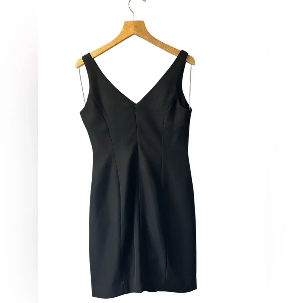 Hugo Buscati Black Sleeveless V-Neck Mini Dress - Picture 2 of 11